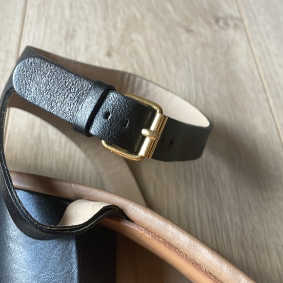 Excellent condition Chole Sandals with chunky heel. Black and tan leather. - Picture 13 of 13